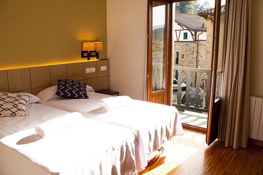 Hotel Valle De Turtzioz Εξωτερικό φωτογραφία